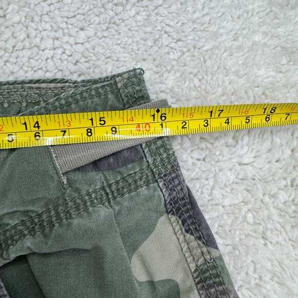 Y2K Abercrombie & Fitch Green Camo Women's Roll Up Cargo Shorts, Size M - Picture 8 of 11
